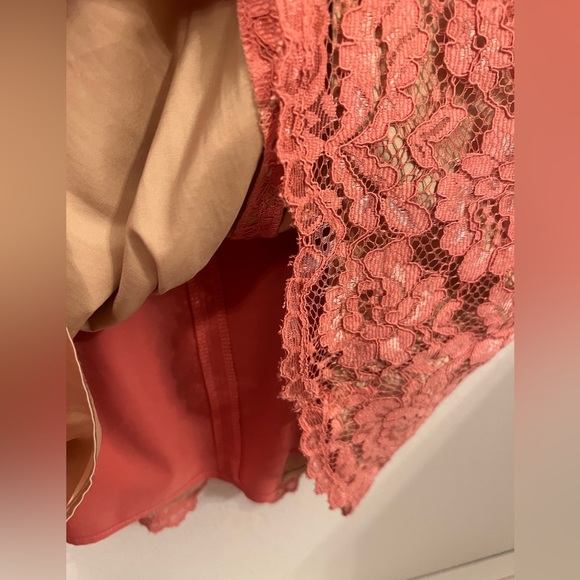 Vince Camuto Lace Dress - Picture 10 of 16